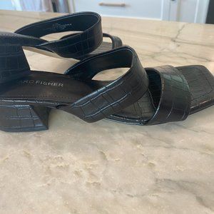 March Fisher Yori Block Heel Square Toe Slides